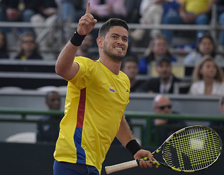 観客煽りで一触即発 選手言い合いに