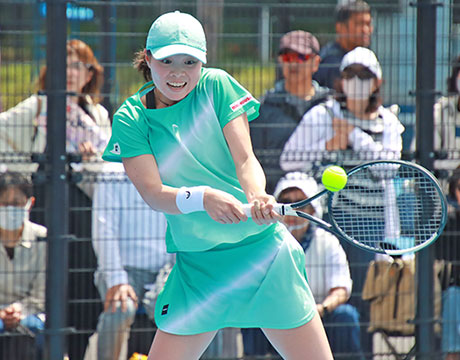 19歳木下晴結 日本勢対決制し初の8強