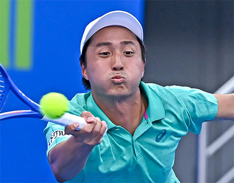 望月慎太郎 逆転負けで全仏OP予選敗退
