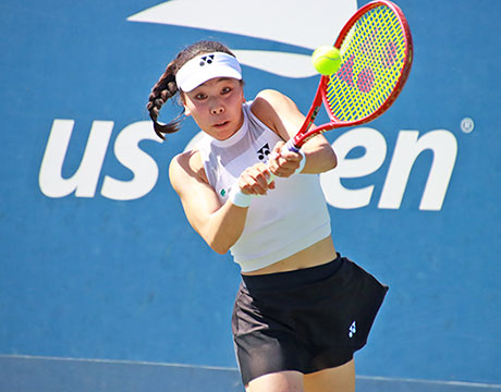 坂詰姫野 逆転勝ちで全米OP本戦王手