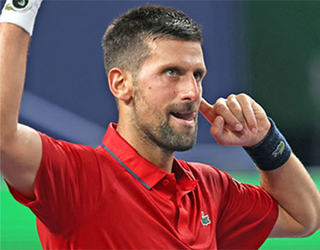 ジョコ 3度目の正直で初戦突破