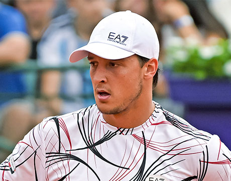 マッチポイントで妨害、まさかの幕切れ