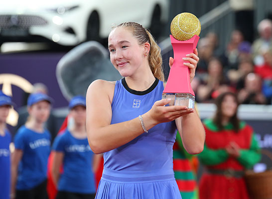 ミラ・アンドレーワ