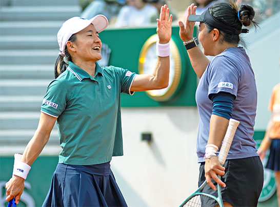 青山修子、リャン