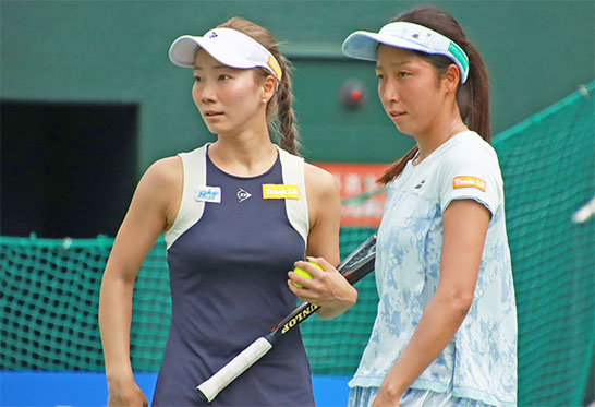 小堀桃子、清水綾乃